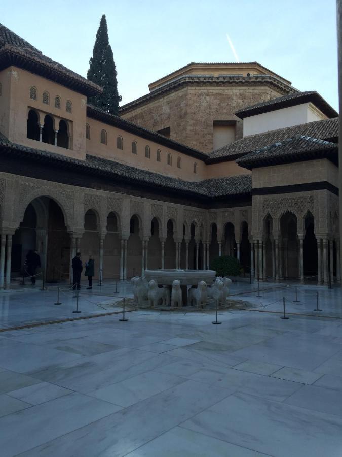Granada A Un Paso, Parking Gratis *