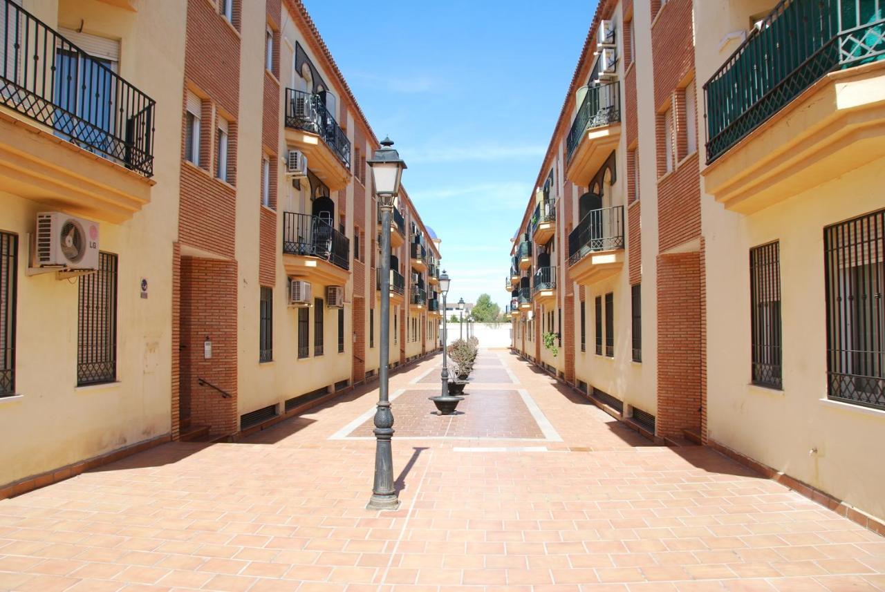 Granada A Un Paso, Parking Gratis * Hijar (Granada)